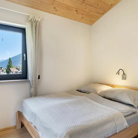 Stackler54 - Mit Balkon *